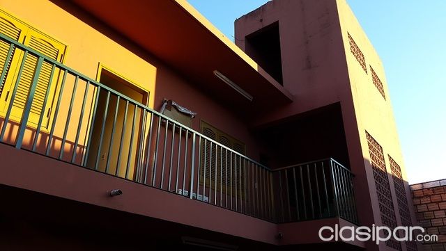 SOBRE RUTA LUQUE-SAN LORENZO, VENDO EDIFICIO PARA 5 PISOS, CONSTRUIDAS 3 SALONES PLANTA BAJA Y 2 DPTOS. 1ER. PISO — foto 2