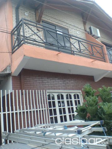 VENDO ESTA CASA DE 2 PISOS EN KM. 7 CIUDAD NUEVA A 8 CUADRA DE RUTA INT. Y UNA CUADRA ½ DE LA DOBLE AV. JULIO CESAR RIQUELME TITUL — foto 2