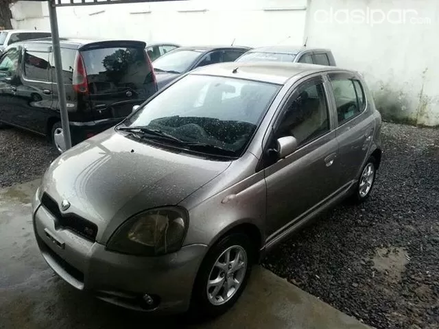 Toyota Vitz 2002 — foto 3