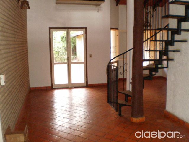 CDE ALQUILO HERMOSA CASA CASI NUEVA,EXCELENTE UBICACIÓN DETRÁS DEL SANATORIO INTERNACIONAL, — foto 2