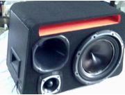 CAJA ACÚSTICA WOOFER LIGHTNINIG AUDIO DE 10 PULGADAS