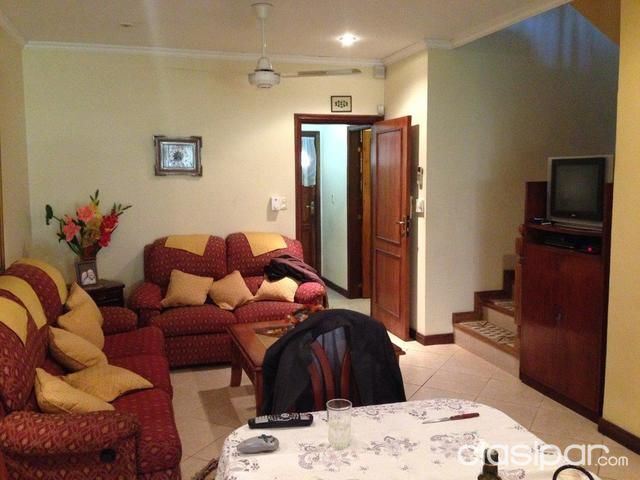 EN VENTA HERMOSA CASA DE NIVEL EN EL CORAZON DE LAS CARMELITAS — foto 3