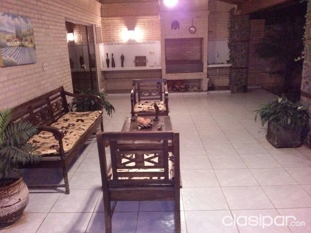 ALQUILO HERMOSA RESIDENCIA EN CONDOMINIO CERRADO LAS PIEDRAS - LUQUE — foto 3