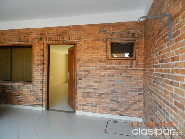 REF J3 - ALQUILO HERMOSO DUPLEX BARRIO YCUA SATI — foto 2