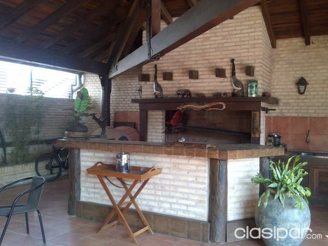 Lujosa Residencia con 4 habitaciones en Suite - Zona Ycua Sati - Sta Teresa — foto 2