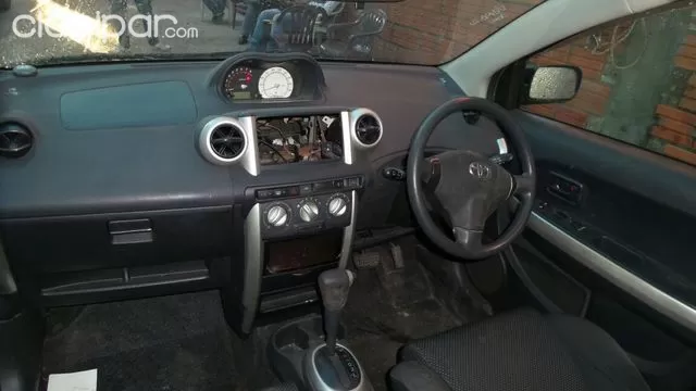 Toyota Ist 2004 — foto 7