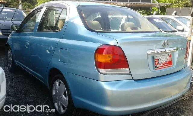 Toyota Platz 2003 - foto 2