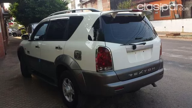 Ssangyong Rexton Año 2003 — foto 3