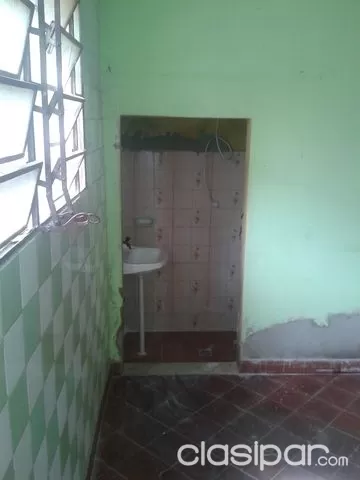 Zona Pirisal Pieza Grande Con BaÑo — foto 2