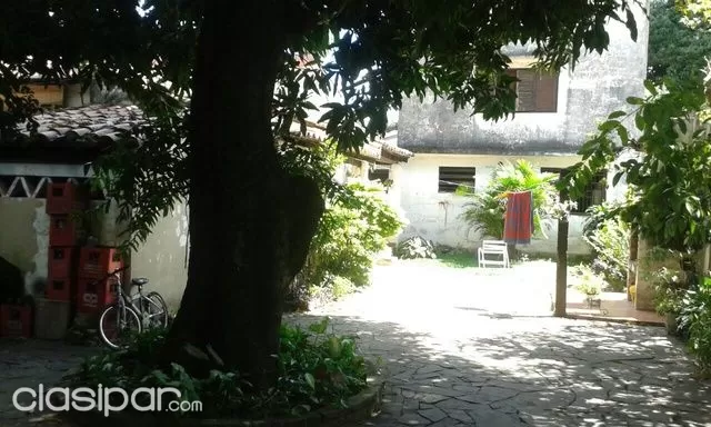 Vendo una casa en barrio centenario sobre la calle América súper oferta — foto 3