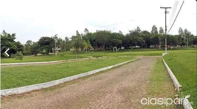 OPORTUNIDAD IMPERDIBLE!! TITULO EN MANO VENDO HERMOSO TERRENO!! EN BARRIO CERRADO — foto 2