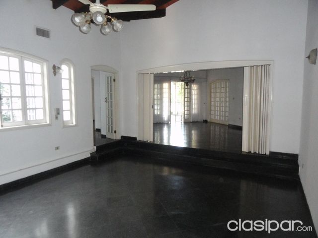 RESIDENCIA EN VILLA MORRA 1.540 M2 — foto 2