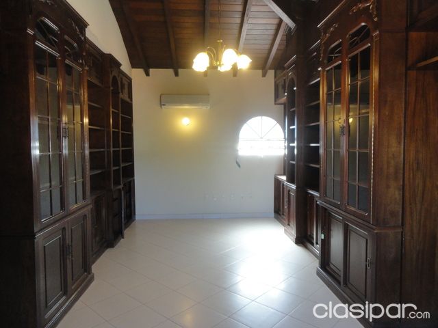 Dueño vende Residencia en esquina Barrio Trinidad (Mira Flores) — foto 3