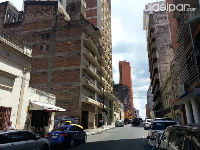 PLANTAS LIBRES DE EDIFICIO CÉNTRICO PARA OFICINAS CON COCHERAS — foto 2
