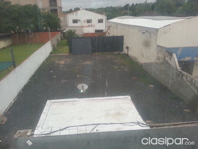 ALQUILO LOCAL COMERCIAL SOBRE AVIADORES DEL CHACO. 220 Mtrs2 — foto 2