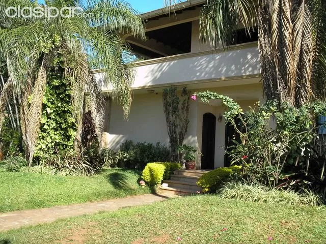 MANSION VENDO EN EL MEJOR LUGAR DE FERNANDO DE LA MORA-ZONA NORTE — foto 3