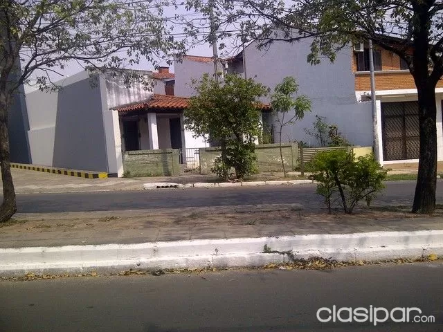 Vendo Casa Sobre Avenida Brasília Casi Artigas — foto 3