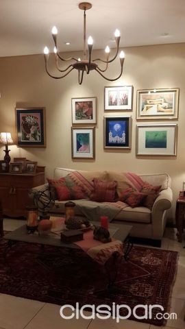 Elegante Residencia, con finos detalles, Fernando de la Mora (Zona Norte) — foto 2