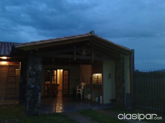 A ESTRENAR. CASA P FIN DE SEMANA. Bº CERRADO COSTA LAGO — foto 2