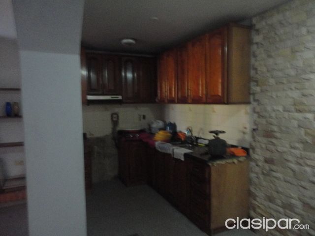 HERMOSA RESIDENCIA EN MARIANO ROQUE ALONSO — foto 3