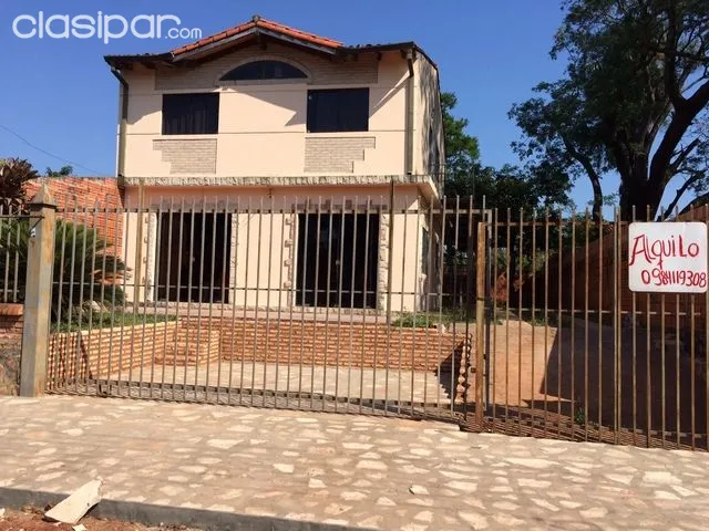 VENDO 2 CASAS EN LUQUE SOBRE AVENIDA ROSARIO — foto 2