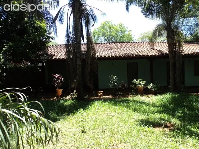 A DOS CUADRAS Y MEDIA DE LA RUTA LUQUE-SAN LORENZO, CON CASITA!!! — foto 2