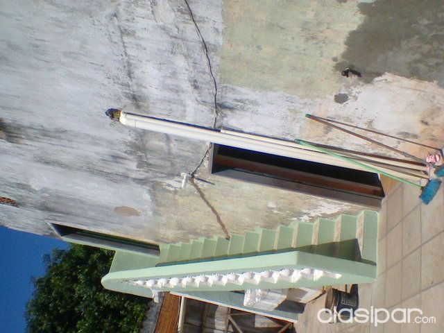 OFERTO CASA DE DOS PISOS EN ÑEMBY — foto 3