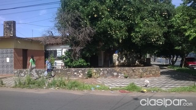 vendo casa en el centro de luque — foto 3