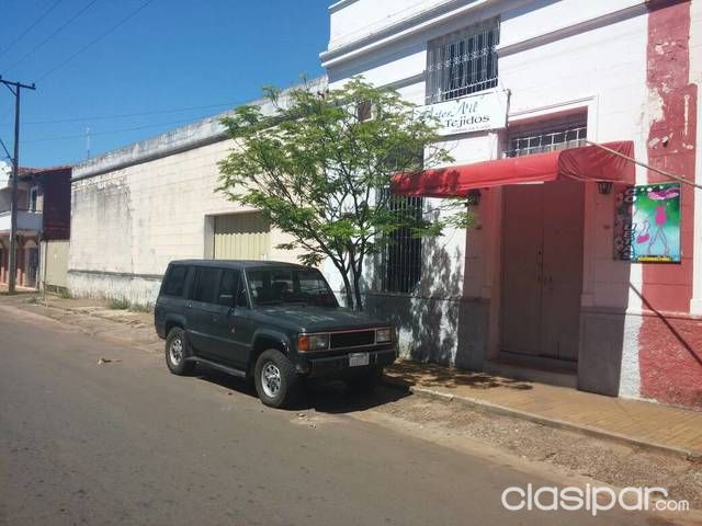 Casa familiar en Zona Centrica Comercial, Salon, deposito, Villarrica — foto 2