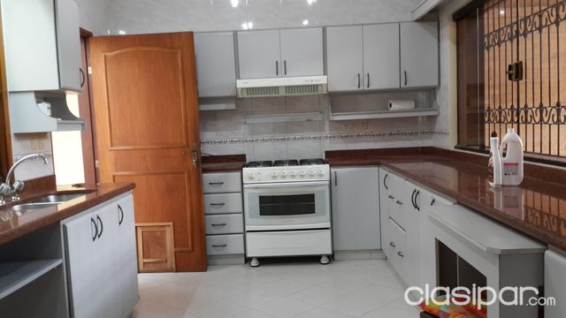 Alquilo casa zLos laureles — foto 3