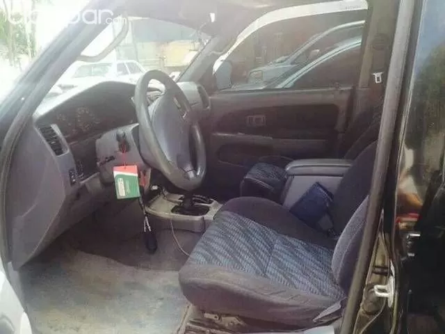 Toyota Hilux Surf 2000 — foto 5