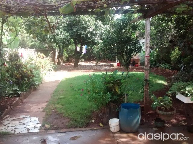hermosa casa en venta en pleno centro de hernandarias — foto 2