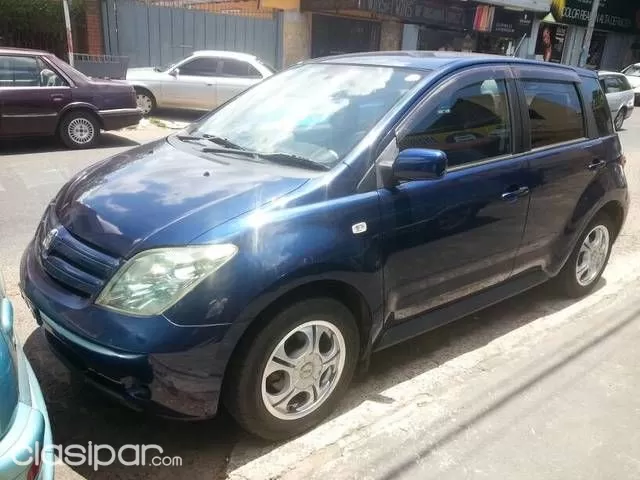 Toyota Ist 2004 - foto 2