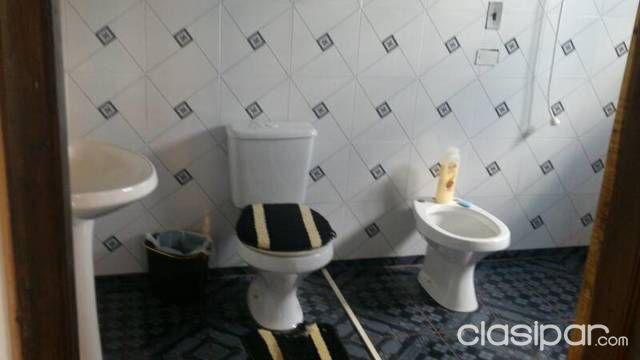 Vendo.casa en encarnacion a.cudras.de.la.ruta.6ta arroto pora — foto 2