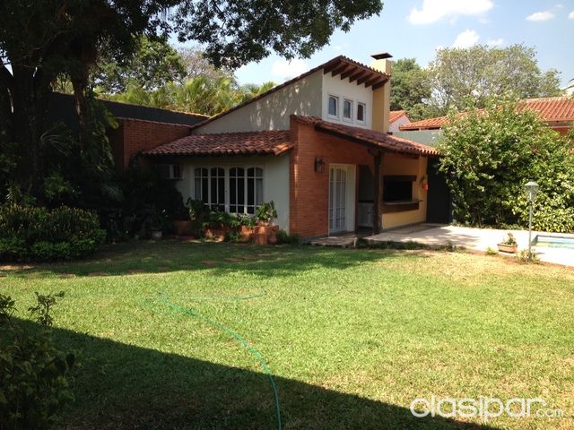 VENDO HERMOSA CASA EN BARRIO YCUA SATI — foto 2