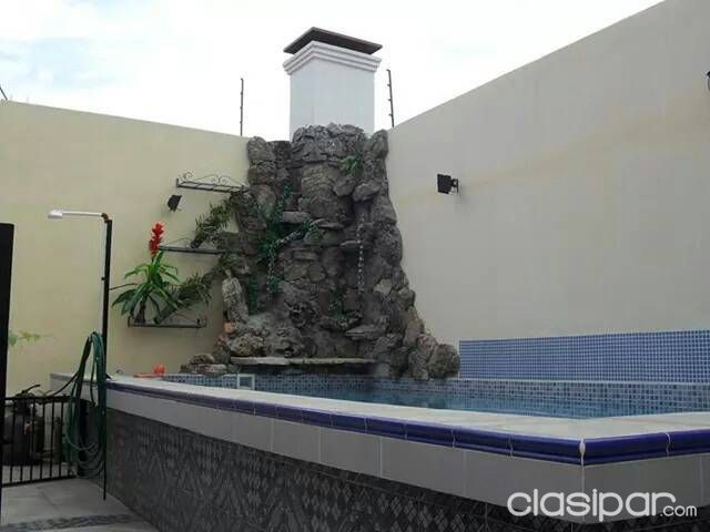 REMATO RESIDENCIA DE 1.600.000 U$D CON ASENSOR — foto 3