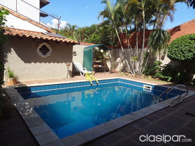 HERMOSA RESIDENCIA EN BARRIO MBURUCUYA — foto 2