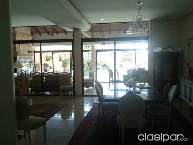 CASA EN VENTA. BARRIO MBURUCUYA — foto 3