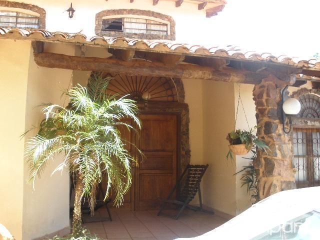 CASA EN VENTA EN LUQUE — foto 3