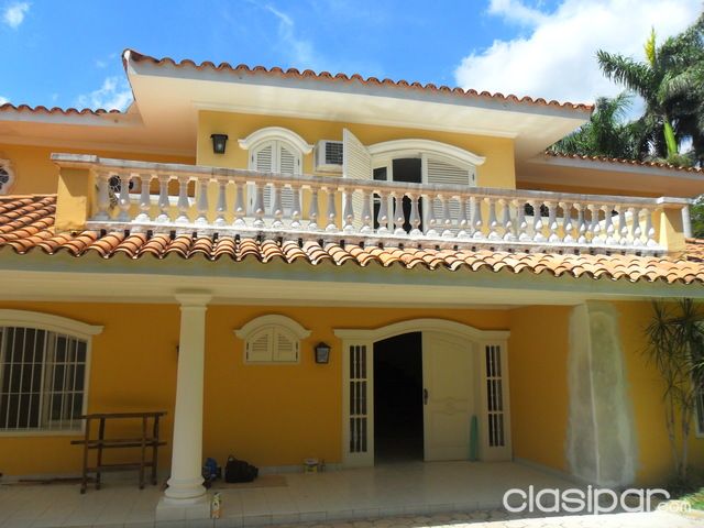 Barrio Los Laureles - 2.300 m2 — foto 3