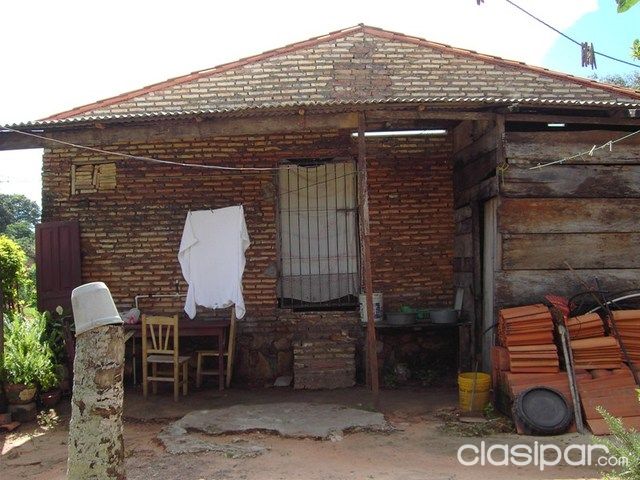 VENDO CASA TITULADA EN LA ENTRADA DE LIMPIO — foto 3
