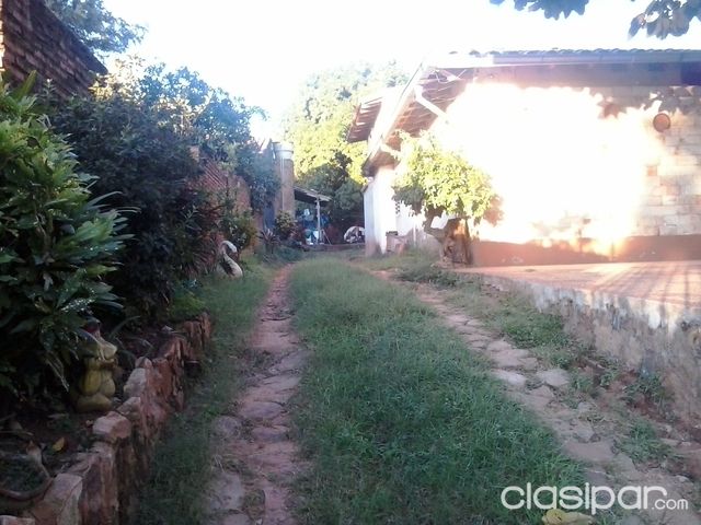 VENDO CASA EN ITAUGUA, UBICACION PRIVILEGIADA — foto 3