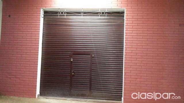 Alquilo Salón Comercial c Dormitorio yo oficina. — foto 2