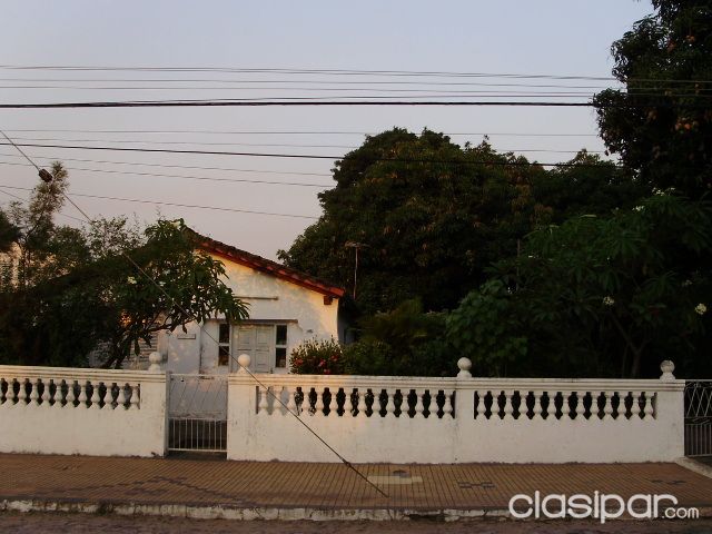 SE VENDE CASA CON AMPLIO TERRENO EN STMA. TRINIDAD.AVDA.ARTIGA Y SACRAMENTO — foto 2