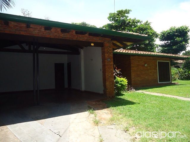 Sobre Avenida Carlos A. López vendo Residencia! — foto 3