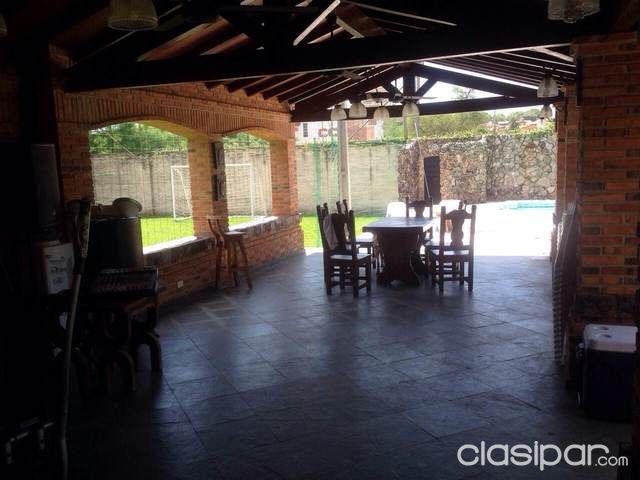 OFERTAA VENDO RESIDENCIA EN EL CORAZON DE CARMELITAS UBICADA EN ESQUINA — foto 2