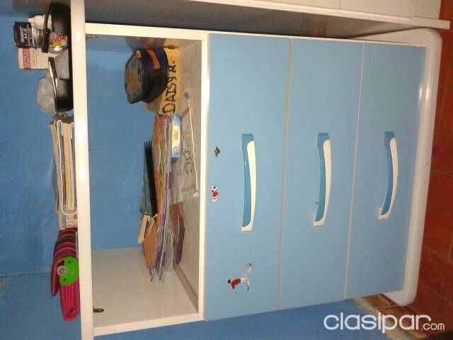 Vendo cuna con mueble y andador — foto 2