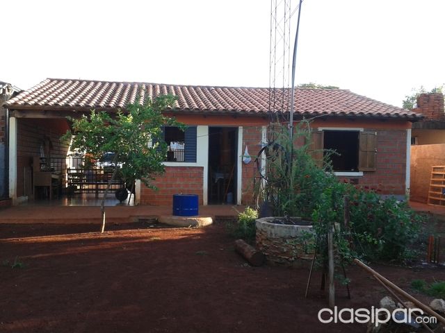 VENDO: casa titulada km 9 acaray — foto 2