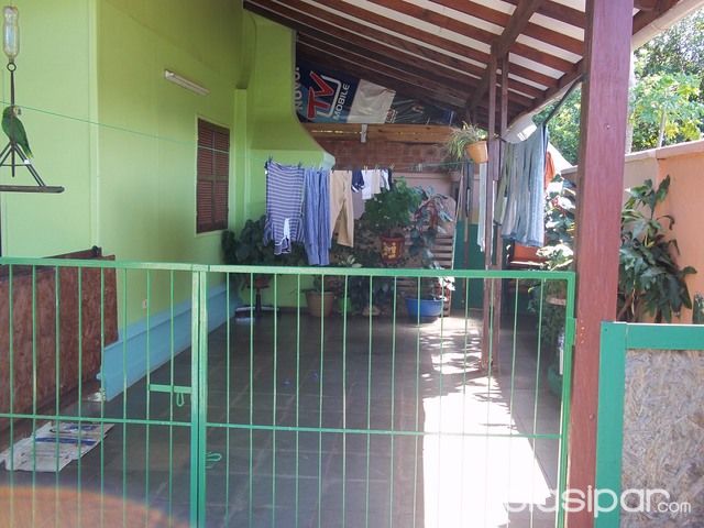 Vendo Hermosa Casa Titulada a Pocos Metros de la Futura Costanera de Hernandarias — foto 2
