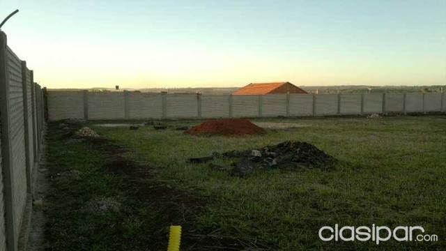 Terreno amurallado 48x30 m — foto 2